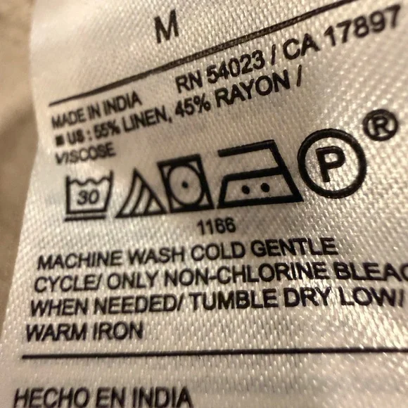 Old Navy Women’s Linen-Blend Boyfriend Shirt - Picture 7 of 8